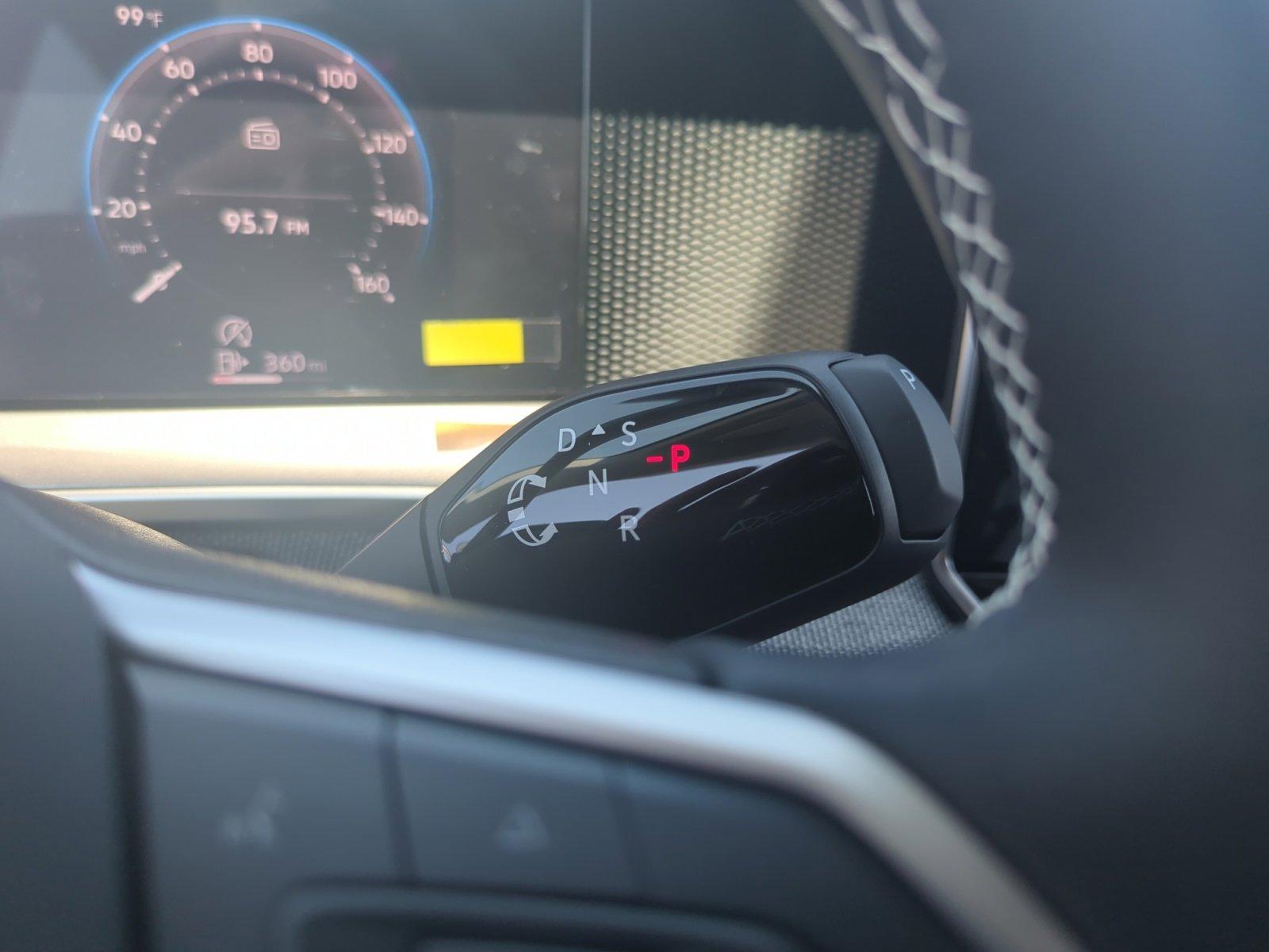 New 2025 Volkswagen Tiguan S image 15