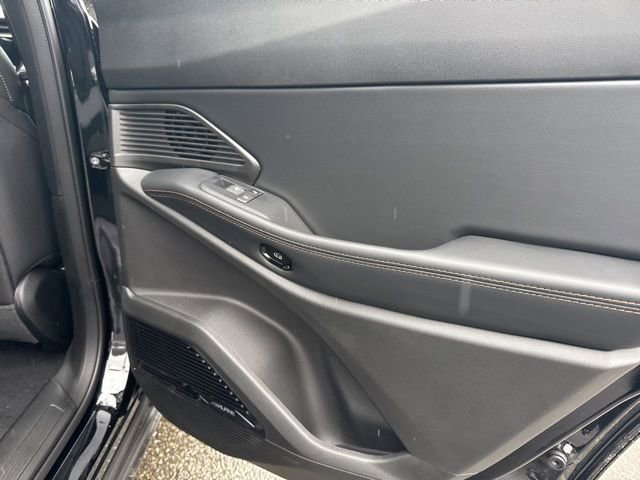 New 2026 Jeep Cherokee Overland image 13