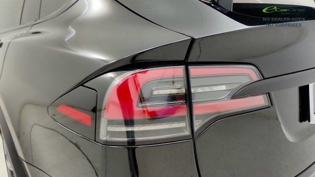 Used 2024 Tesla Model X AWD/4WD image 25
