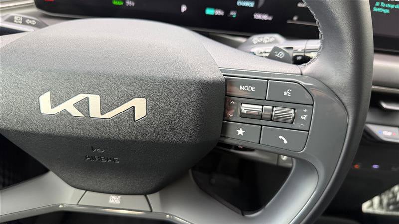 Used 2024 Kia EV9 Light Long Range image 31