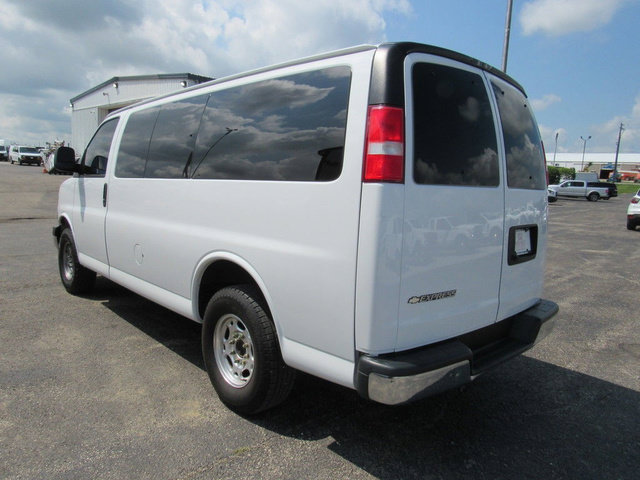 Used 2020 Chevrolet Express 2500 LT w/ LT Preferred Equipment Group RWD image 5