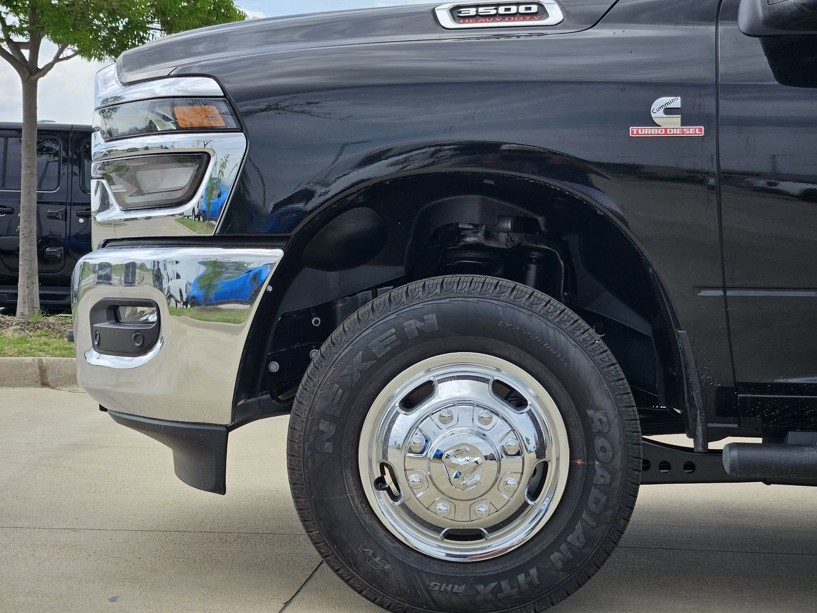 New 2026 RAM 3500 Tradesman AWD/4WD image 10
