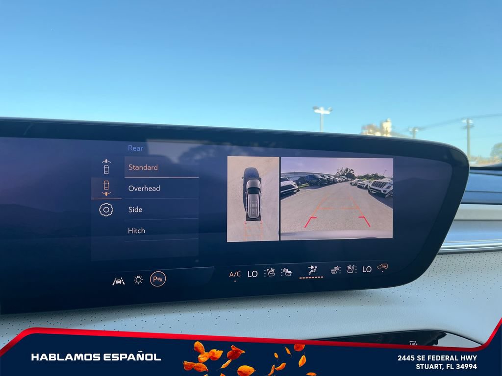 New 2026 Buick Enclave Avenir w/ Super Cruise Package AWD/4WD image 32
