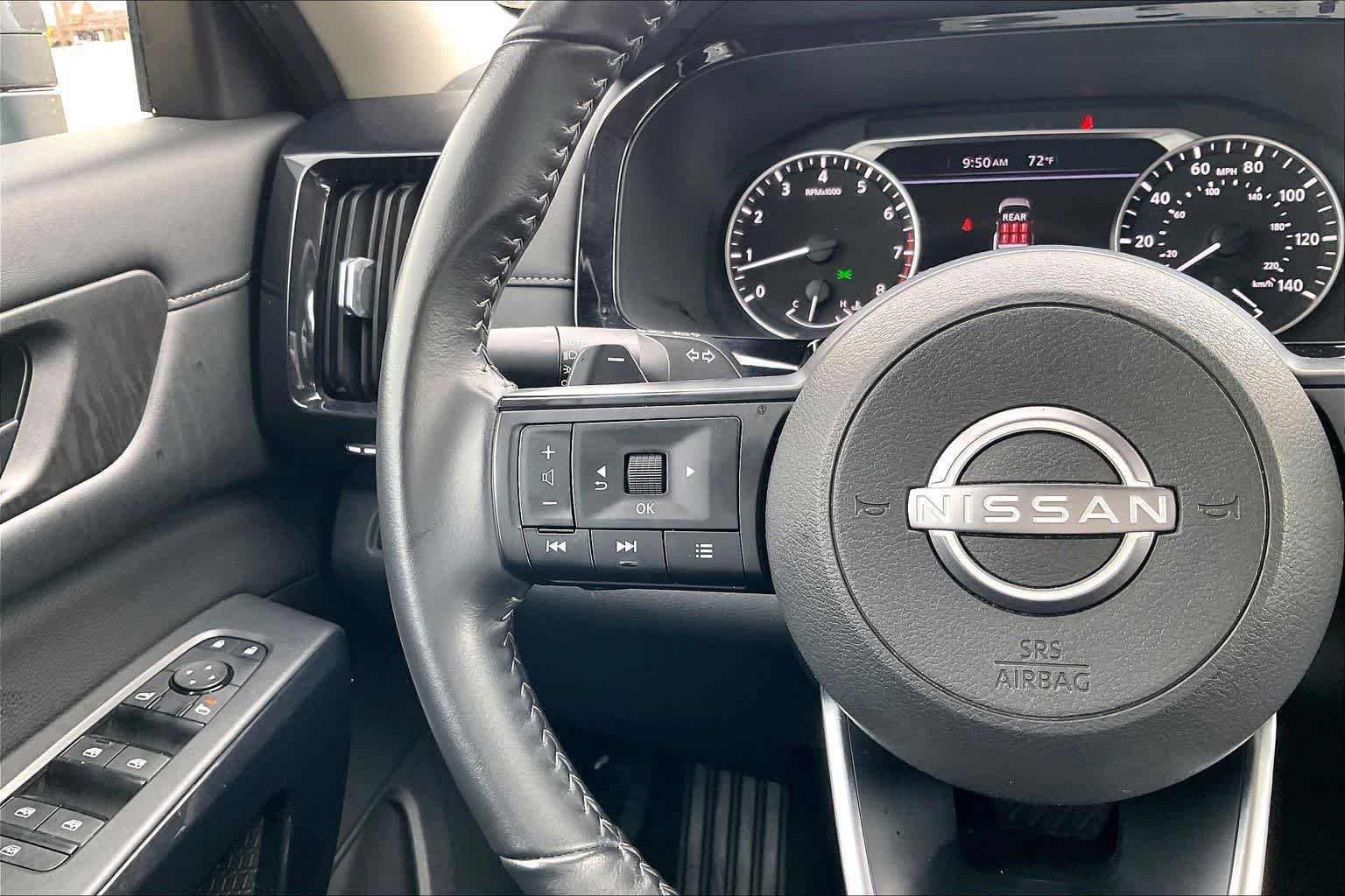 Used 2025 Nissan Pathfinder SV AWD/4WD image 23