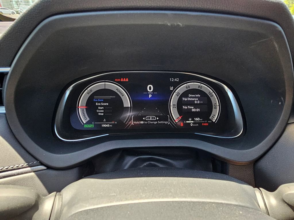 Used 2024 Toyota Venza Limited AWD/4WD image 16