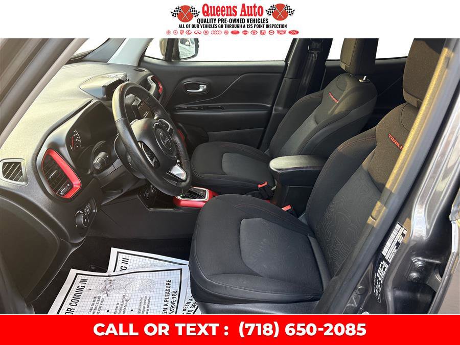 Used 2021 Jeep Renegade Trailhawk image 10