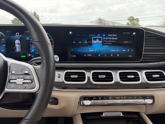 Used 2021 Mercedes-Benz GLE 450 4MATIC image 33