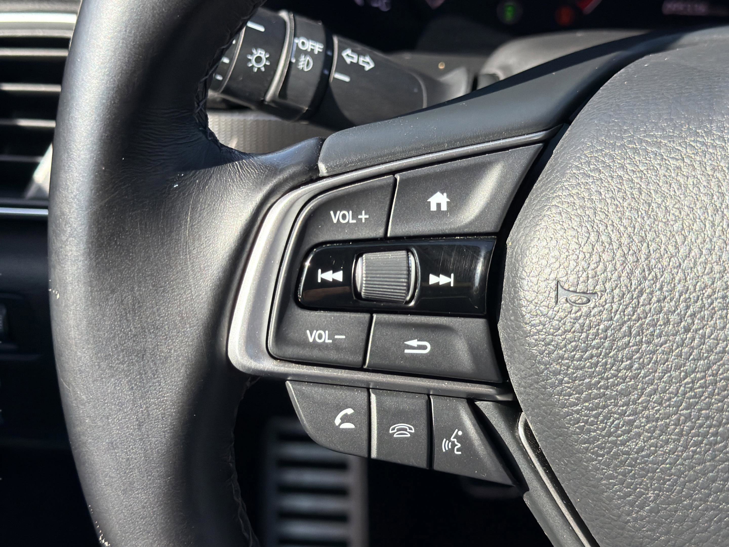 Used 2019 Honda Accord Sport image 17