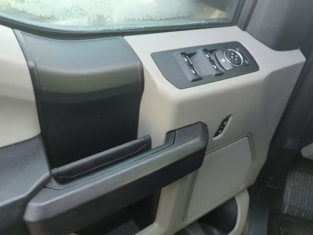 Used 2016 Ford F150 XL w/ Equipment Group 101A Mid image 9