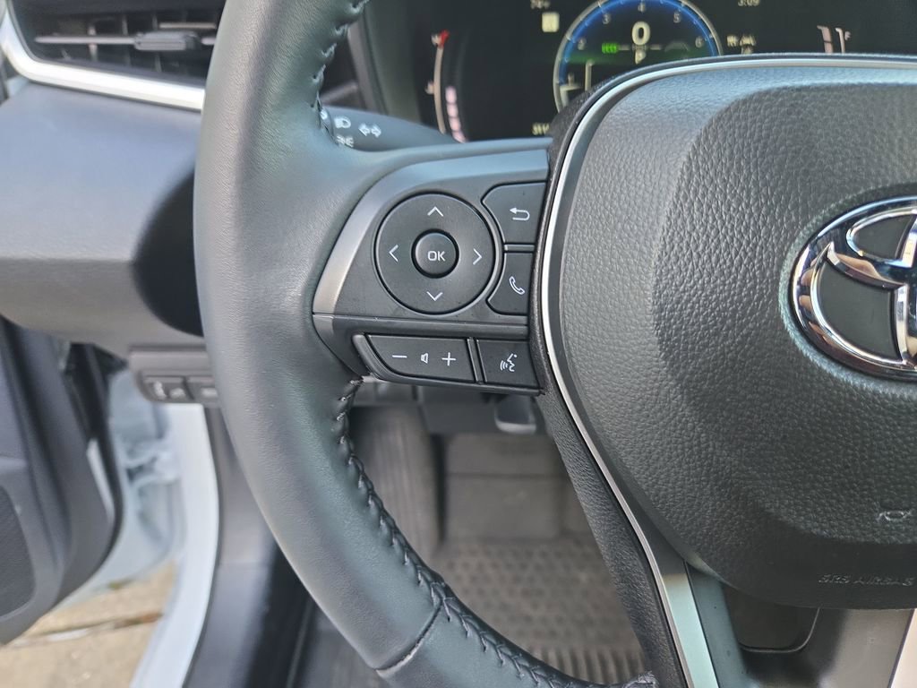 Certified 2025 Toyota Corolla SE image 27