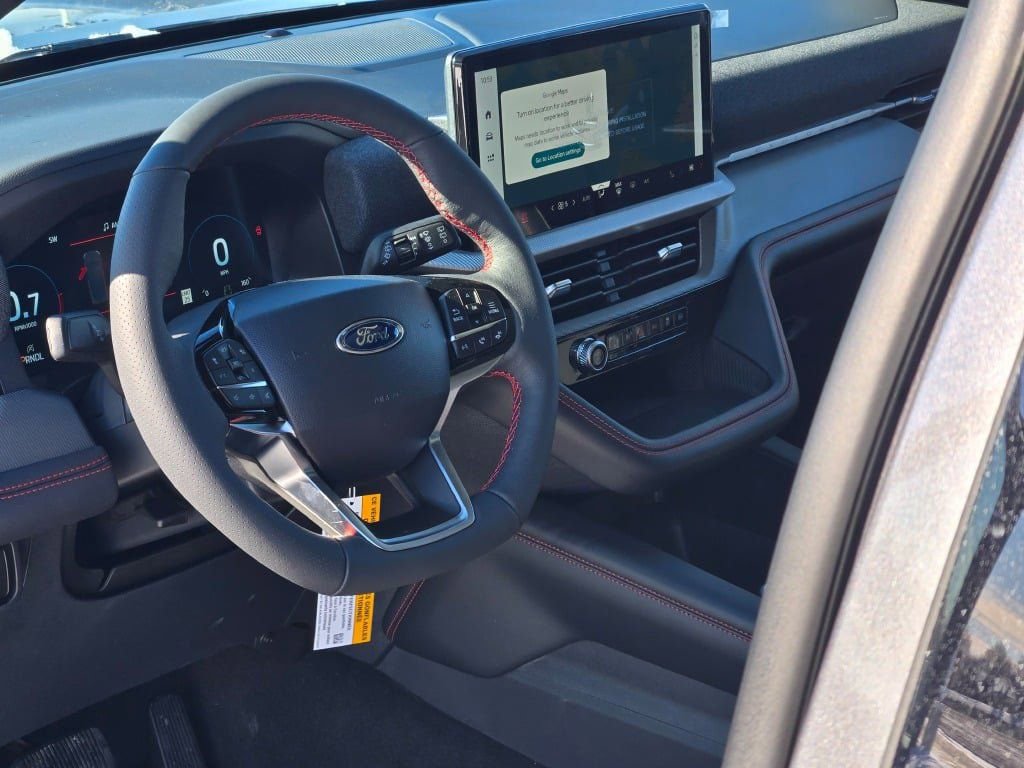 New 2026 Ford Explorer ST-Line w/ ST-Line Street Pack image 23