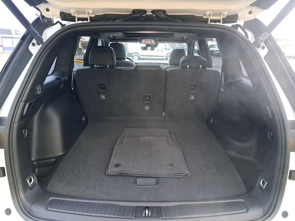 New 2025 Jeep Grand Cherokee Limited w/ Trailer Tow Package AWD/4WD image 20