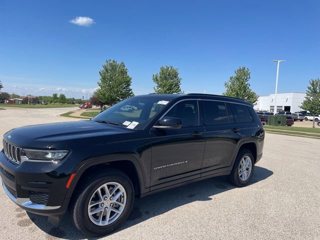 Used 2024 Jeep Grand Cherokee L Laredo RWD image 6
