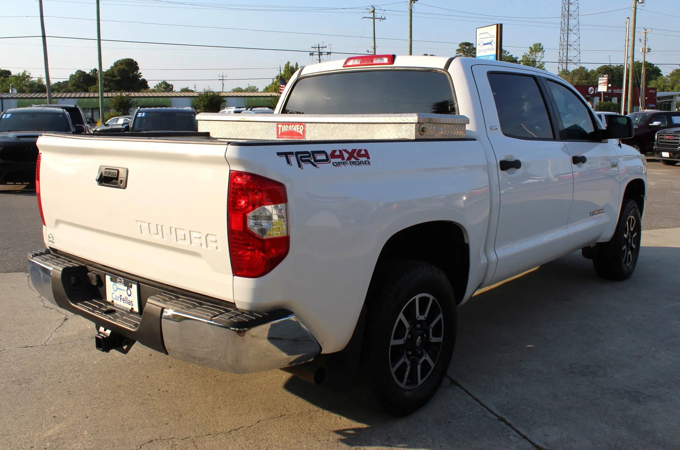 Used 2018 Toyota Tundra SR5 w/ TRD Off Road Package AWD/4WD image 5