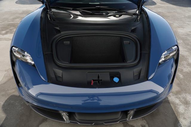 Used 2024 Porsche Taycan Turbo S image 26
