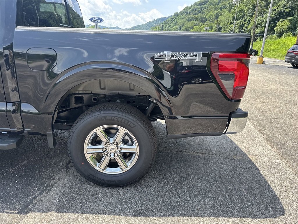 New 2025 Ford F150 XLT w/ Equipment Group 302A MID image 9