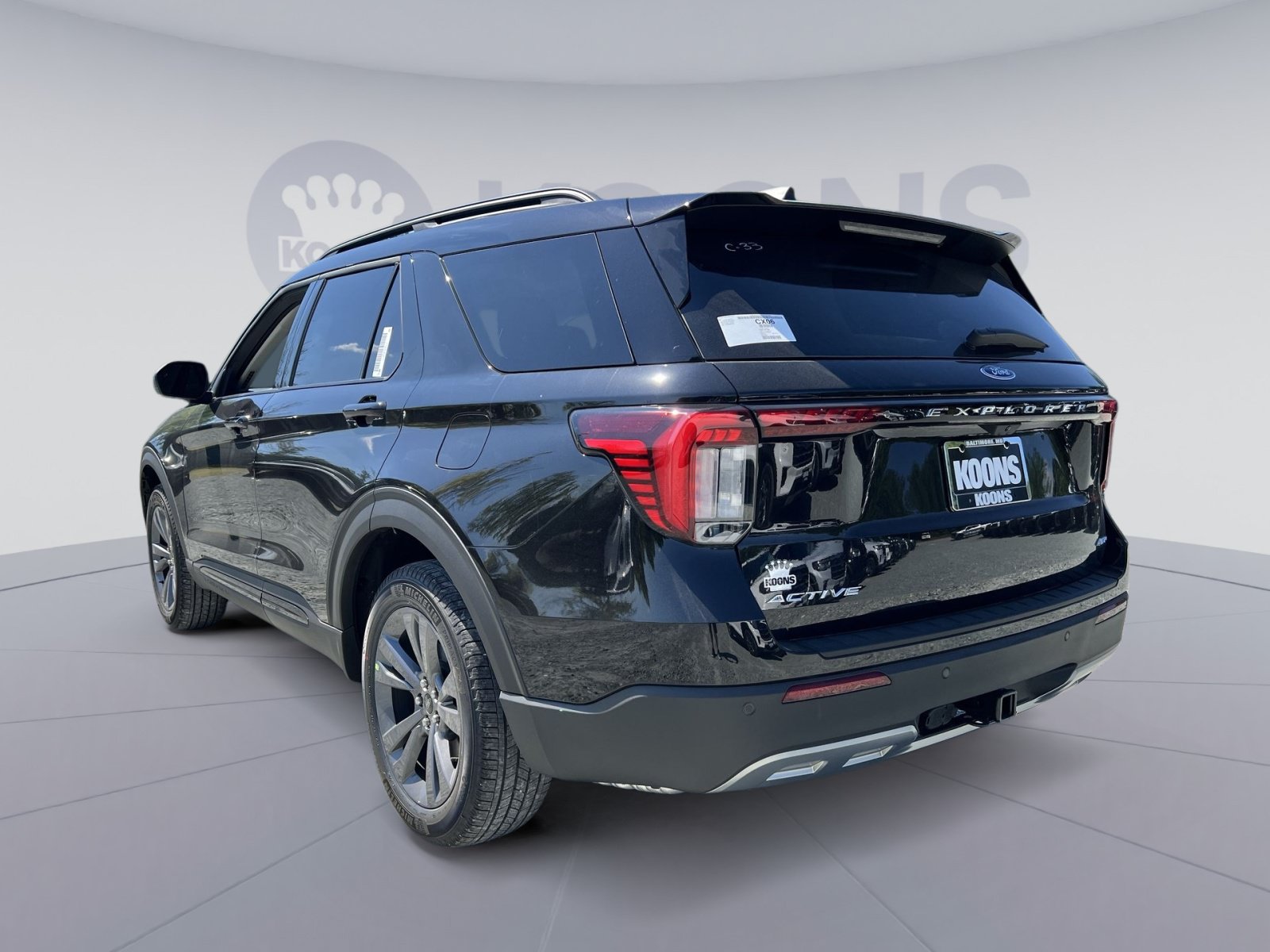 New 2026 Ford Explorer Active w/ Active Comfort Package AWD/4WD image 4