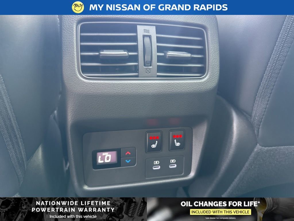 New 2026 Nissan Rogue Platinum w/ Platinum Premium Package image 18