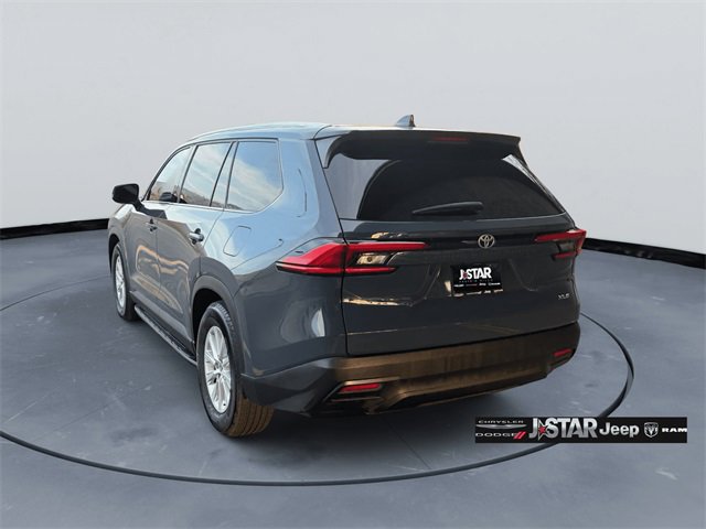Used 2024 Toyota Grand Highlander XLE image 7