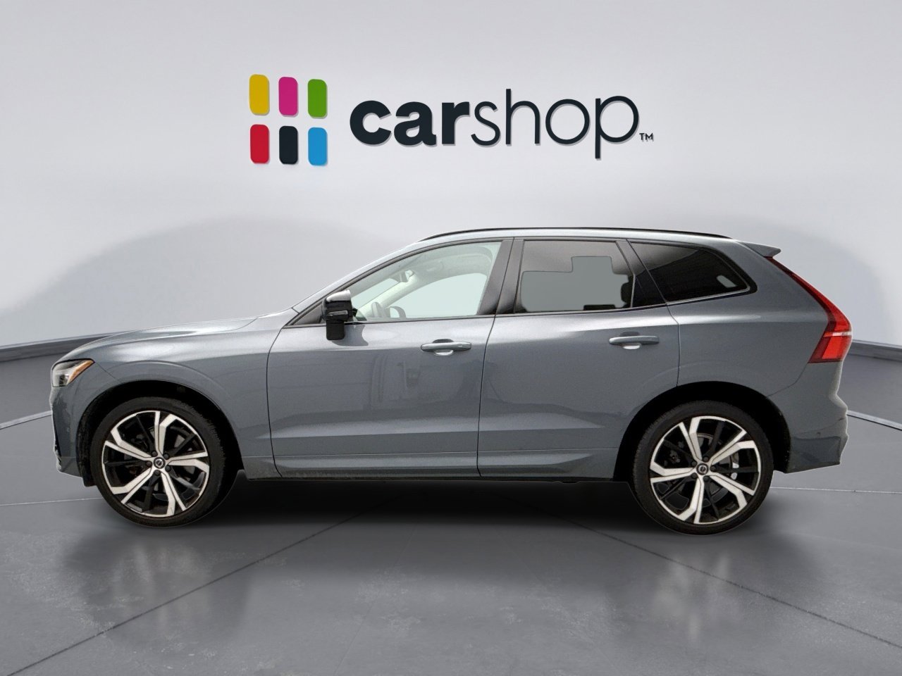 Used 2023 Volvo XC60 B6 Ultimate w/ Climate Package image 2