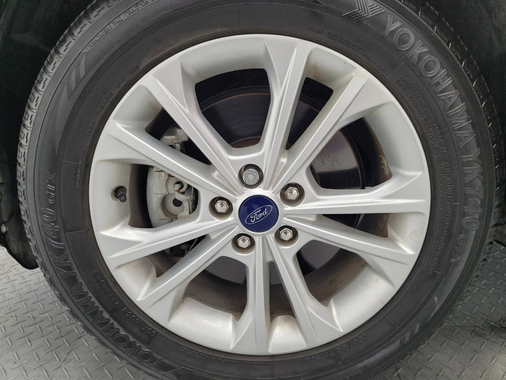 Used 2018 Ford Escape SE w/ SE Sync 3 Package image 31