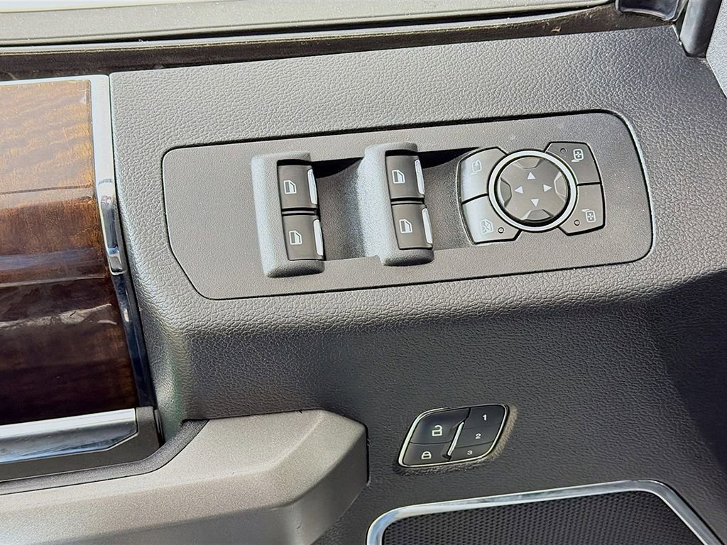 Used 2016 Ford F150 Platinum w/ Equipment Group 701A Luxury image 29