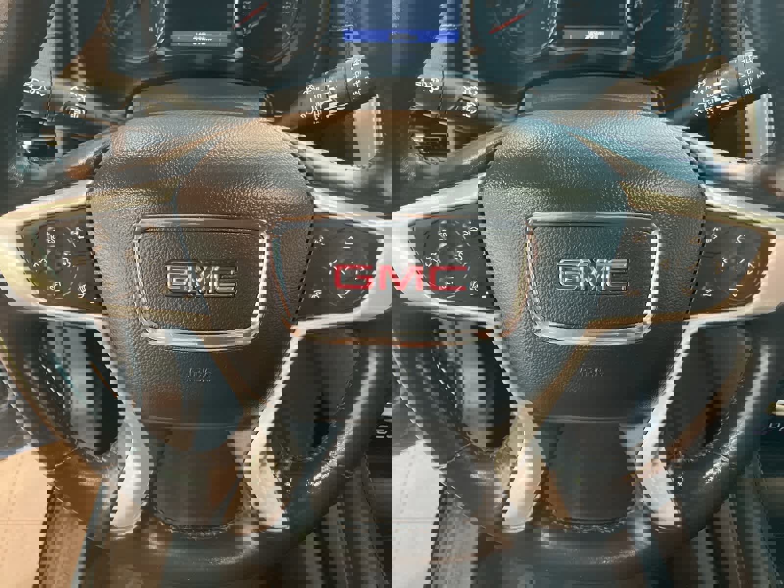 Used 2022 GMC Terrain SLT image 15