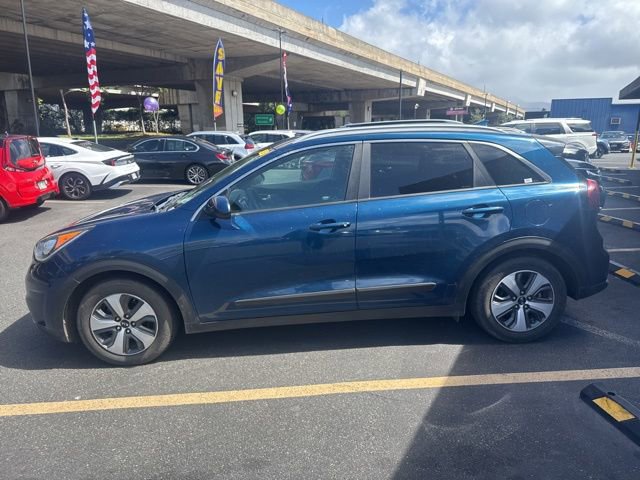Used 2018 Kia Niro LX image 2