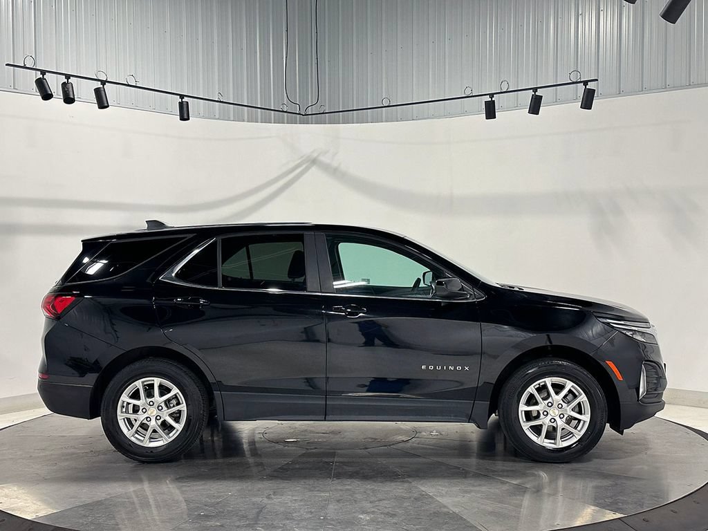 Used 2023 Chevrolet Equinox LT AWD/4WD image 10