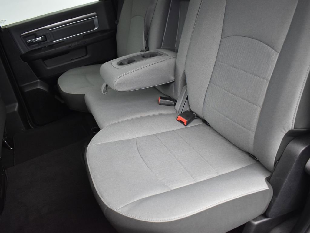 Used 2022 RAM 1500 Classic SLT image 31