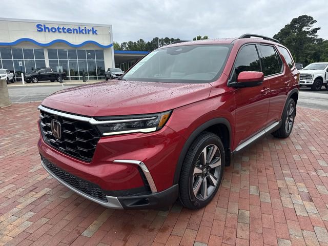 Certified 2025 Honda Pilot Elite image 1