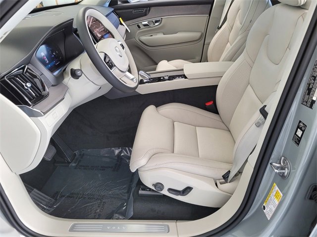 New 2026 Volvo XC90 B6 Ultra w/ Protection Package image 9