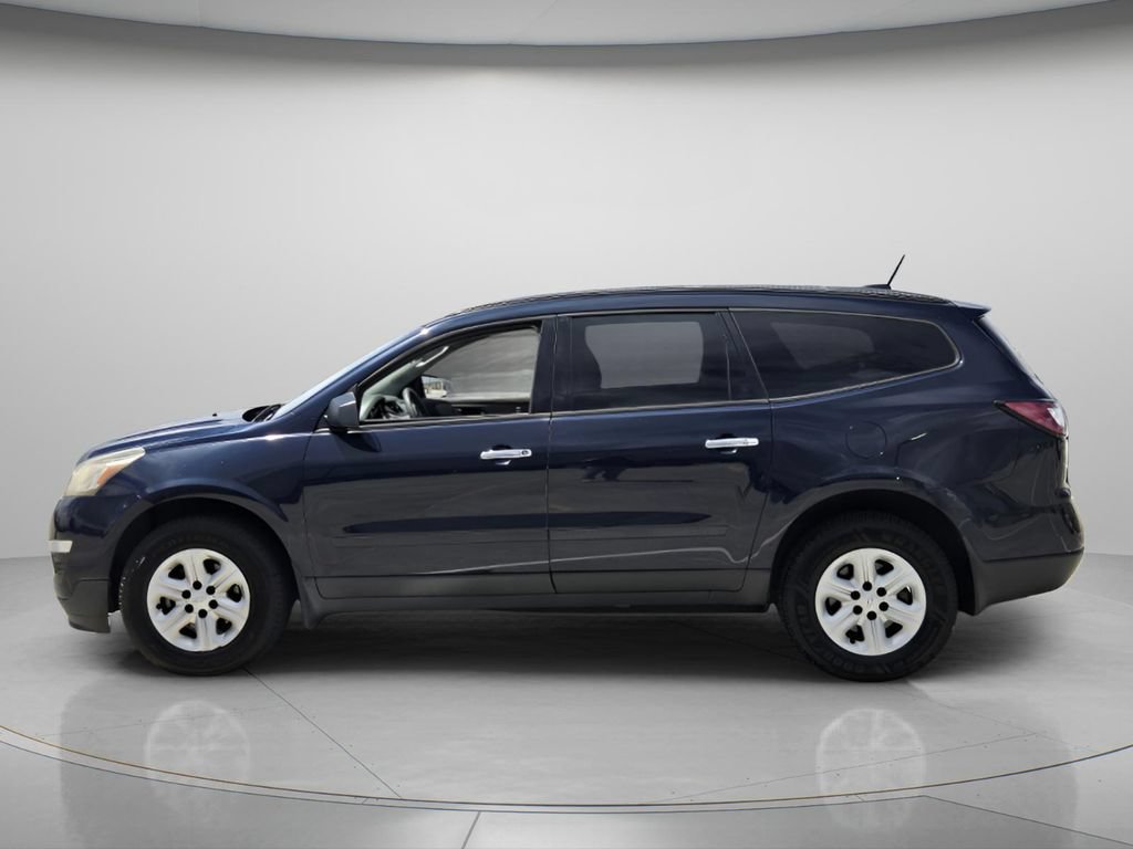 Used 2017 Chevrolet Traverse LS FWD image 5