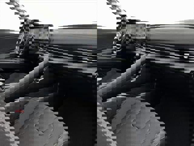 New 2025 Hyundai Elantra SEL image 33