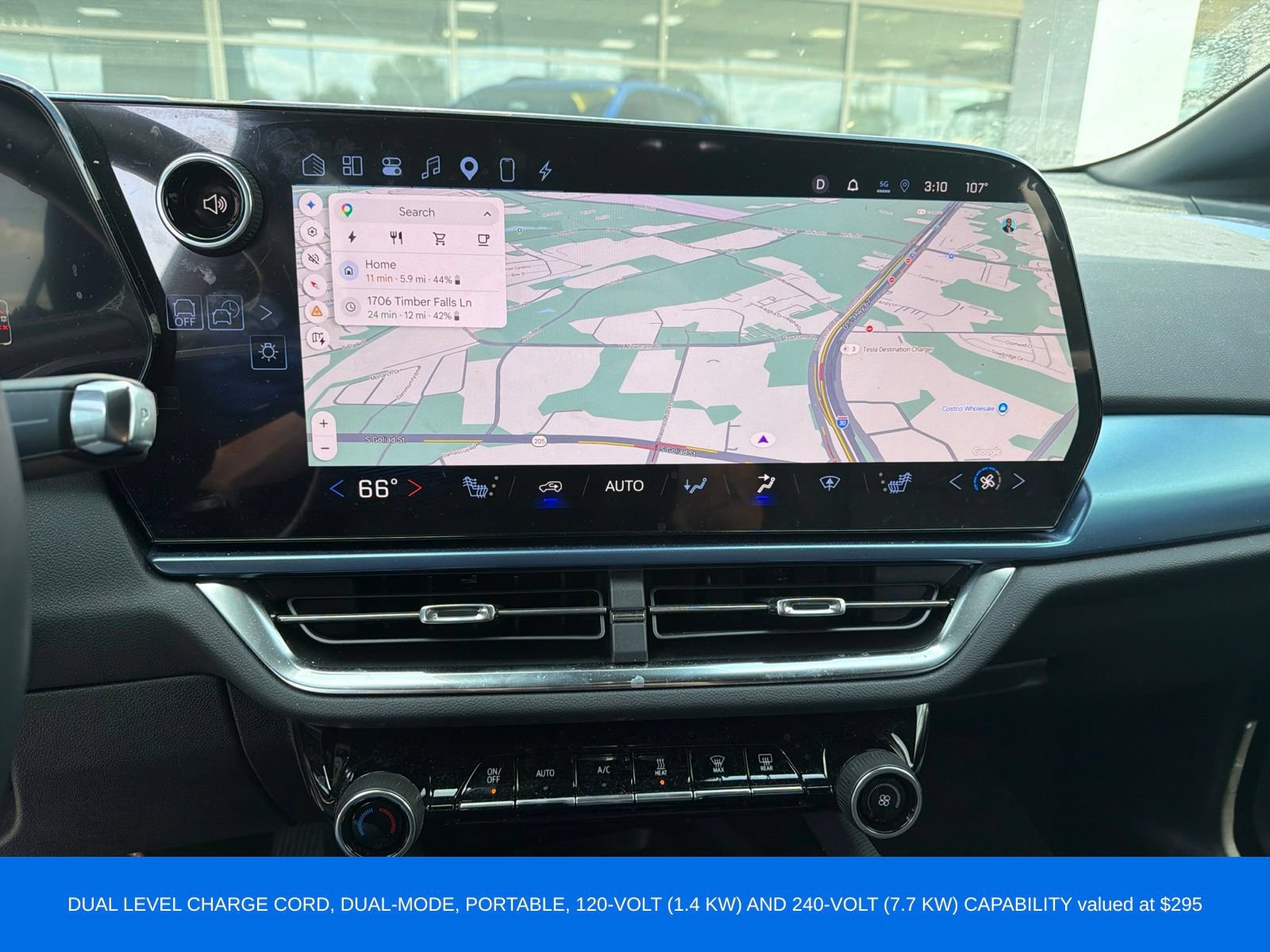 Used 2025 Chevrolet Equinox EV LT FWD image 3