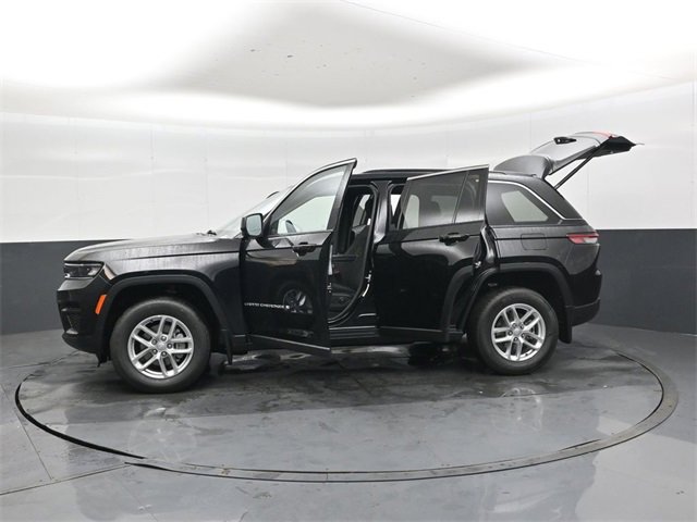 New 2025 Jeep Grand Cherokee Laredo X w/ Luxury Tech Group I image 47