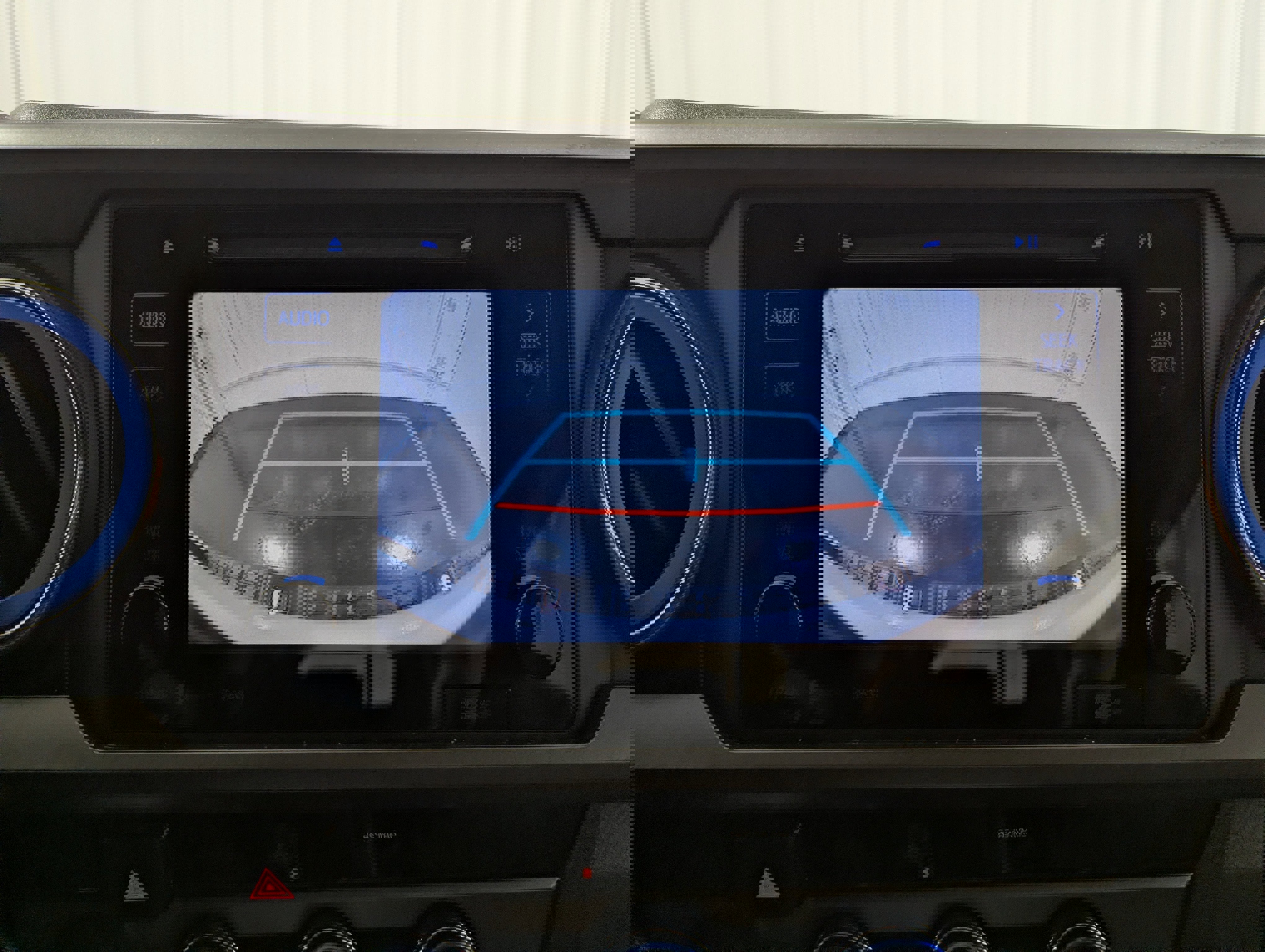 Used 2018 Toyota Tacoma SR image 23