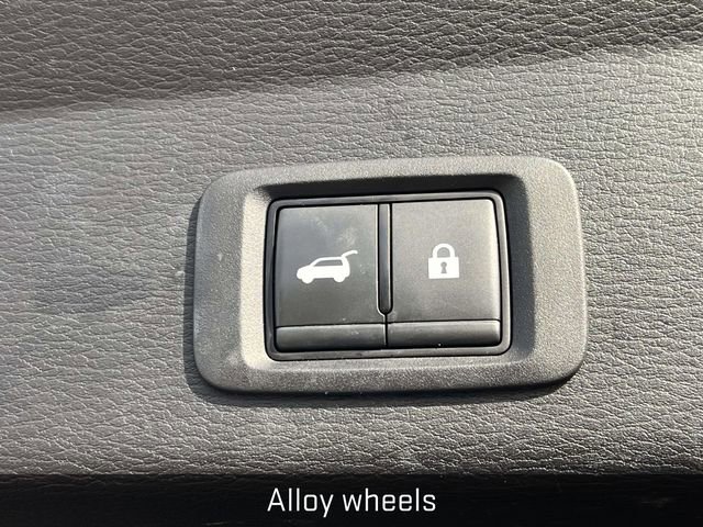 Used 2023 Mitsubishi Outlander SE image 22