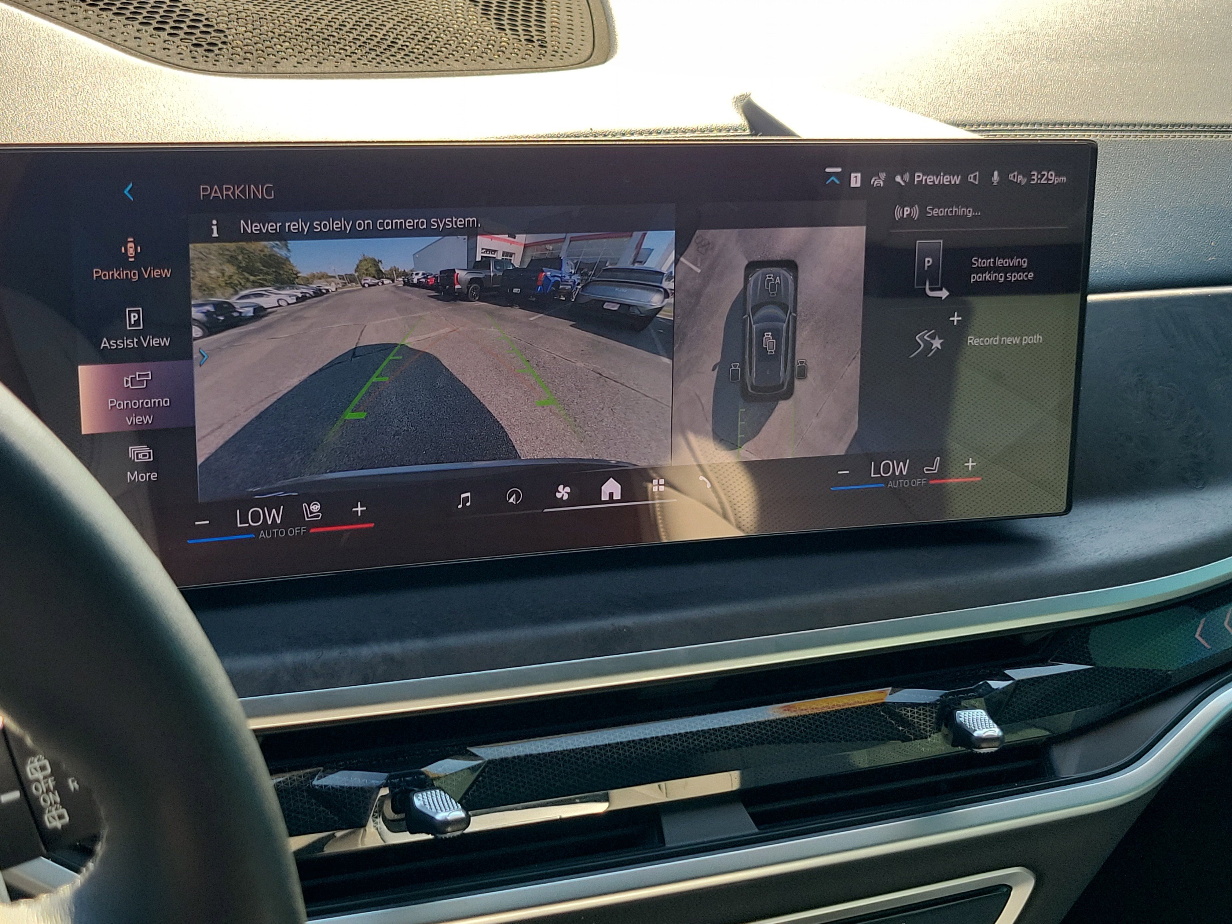 Used 2025 BMW X5 xDrive40i w/ Premium Package image 27