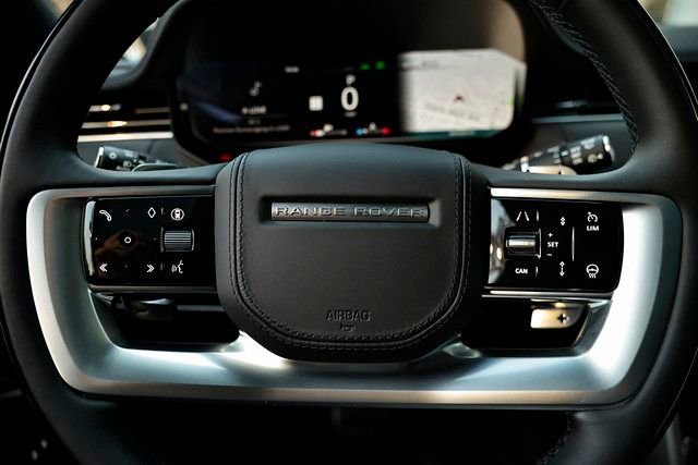 New 2026 Land Rover Range Rover SE image 39
