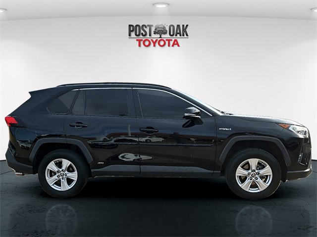 Used 2021 Toyota RAV4 XLE image 8