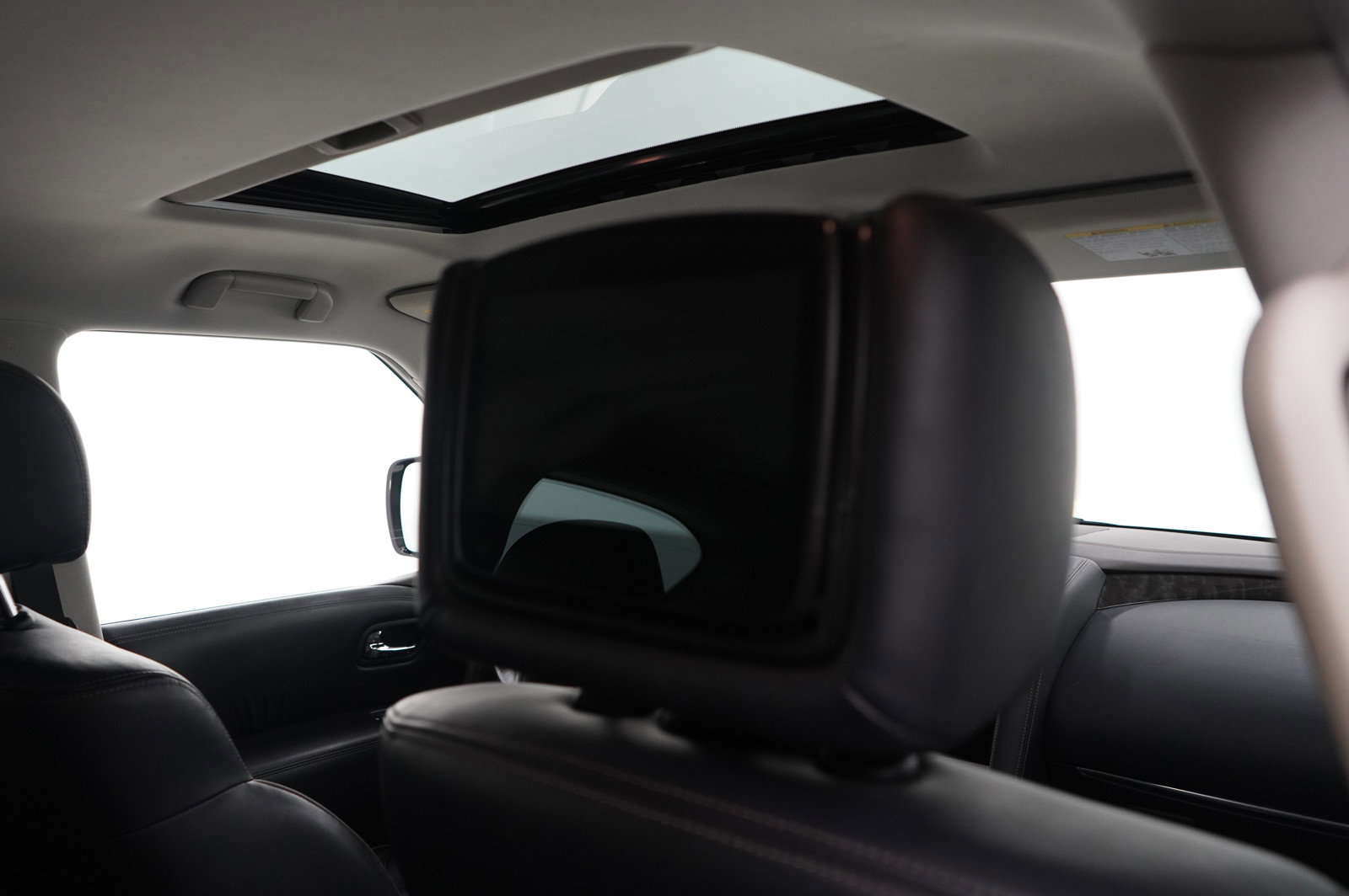 Used 2023 Nissan Armada Platinum w/ Cargo Package image 12