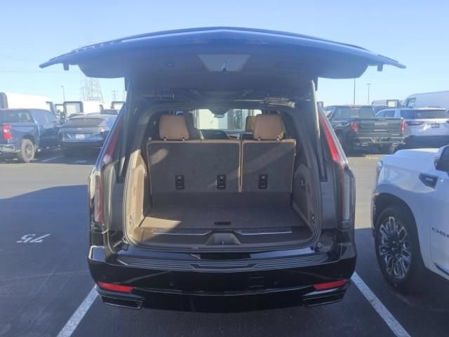 Used 2022 Cadillac Escalade Sport w/ Touring Package AWD/4WD image 10