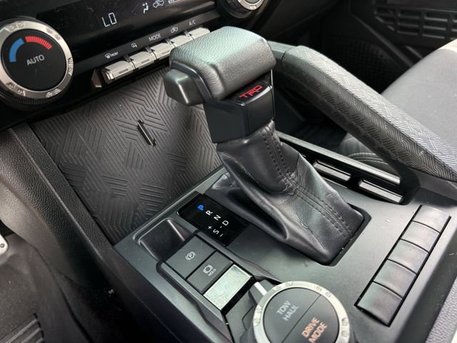 Used 2024 Toyota Tacoma TRD Sport AWD/4WD image 21
