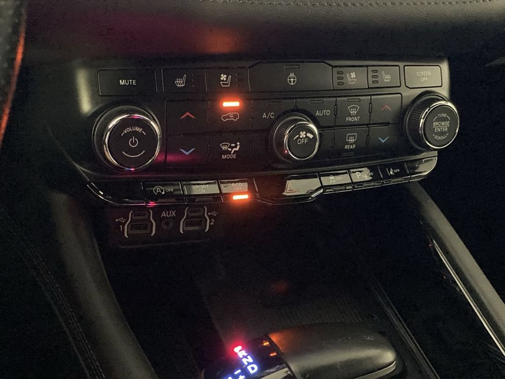 Used 2021 Dodge Durango Citadel w/ Premium Entertainment Group AWD/4WD image 23