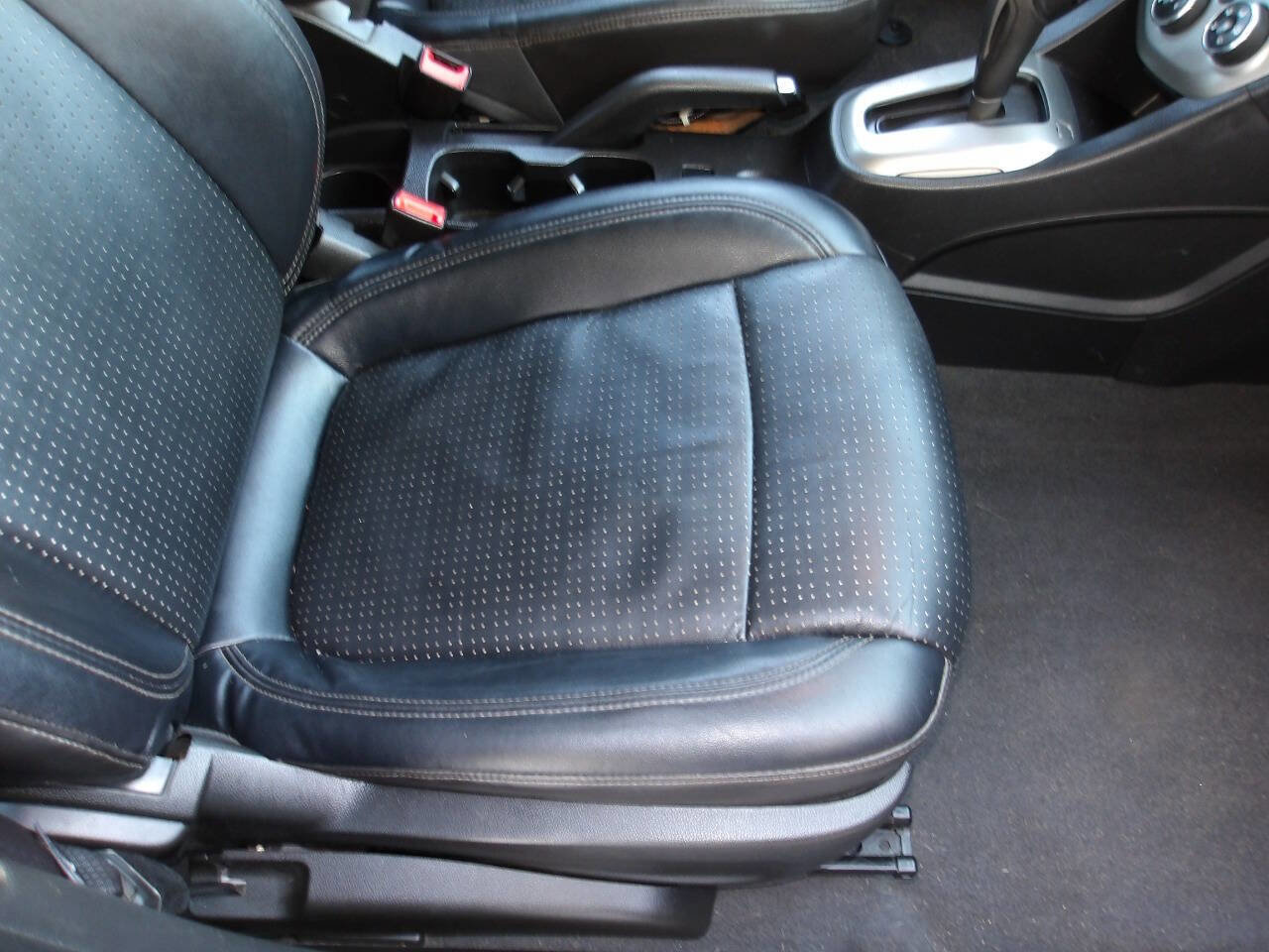 Used 2015 Chevrolet Sonic LTZ image 19