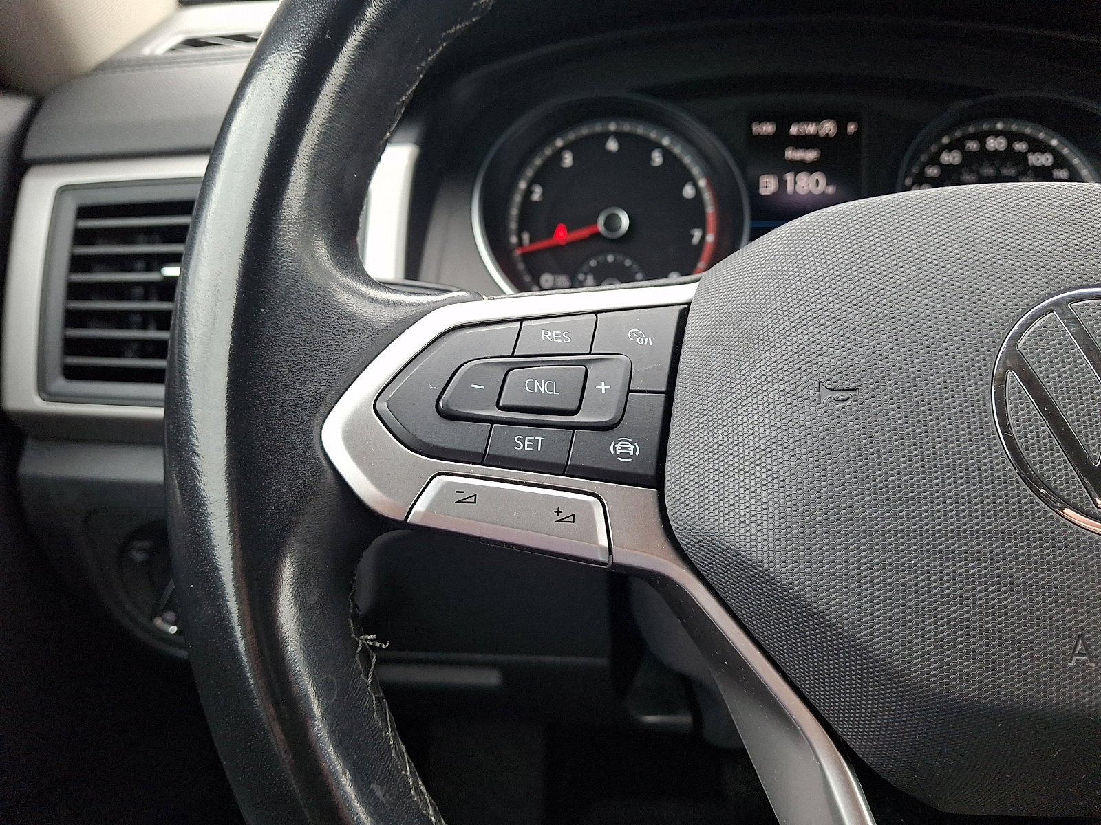 Certified 2021 Volkswagen Atlas SE AWD/4WD image 22