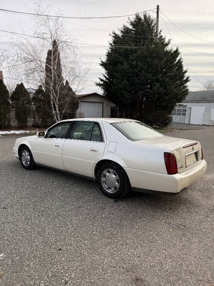 Used 2001 Cadillac De Ville w/ Comfort/Convenience Pkg FWD image 4