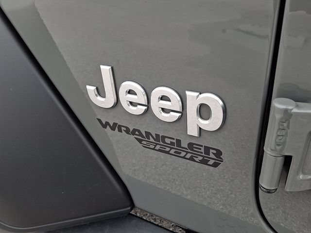 Used 2019 Jeep Wrangler Sport AWD/4WD image 31