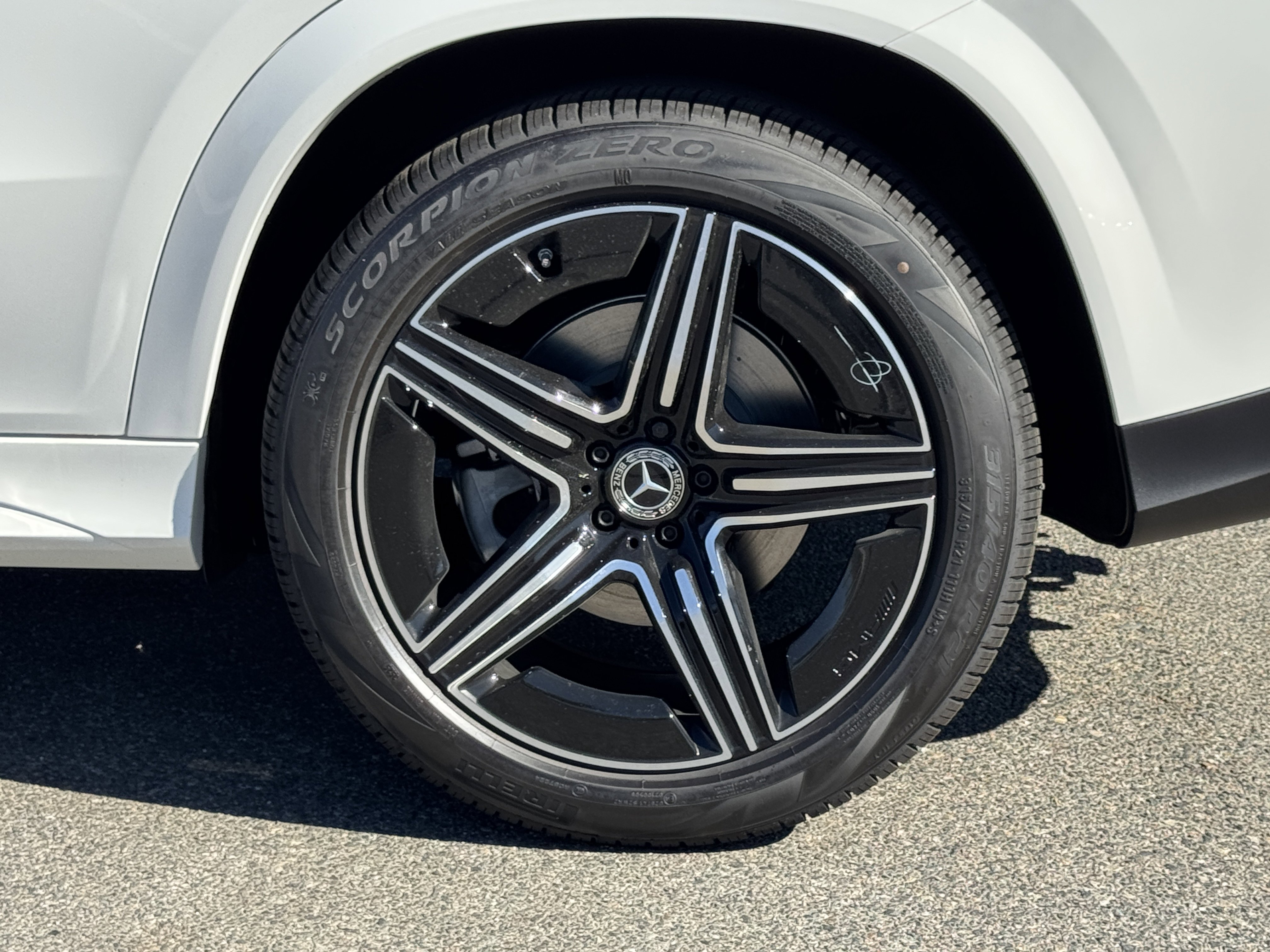 New 2026 Mercedes-Benz GLE 450 4MATIC Coupe image 15